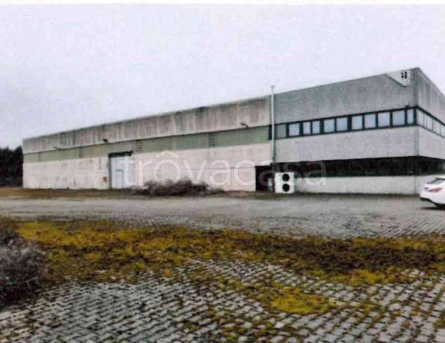 terreno edificabile in vendita a Tradate