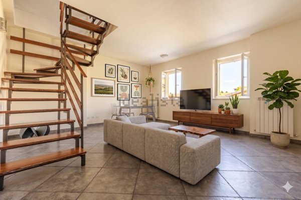 appartamento in vendita a Tradate in zona Abbiate Guazzone