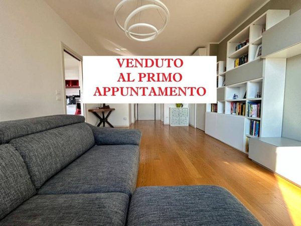 appartamento in vendita a Tradate in zona Ceppine