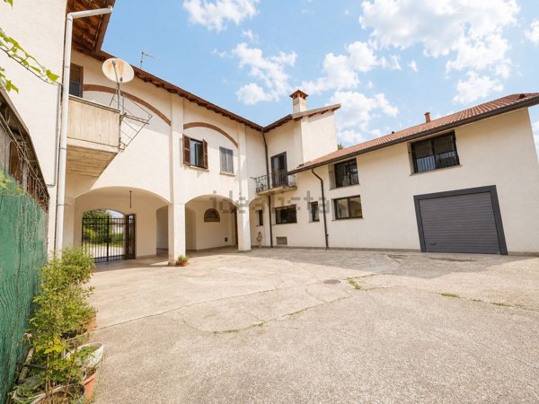 appartamento in vendita a Tradate