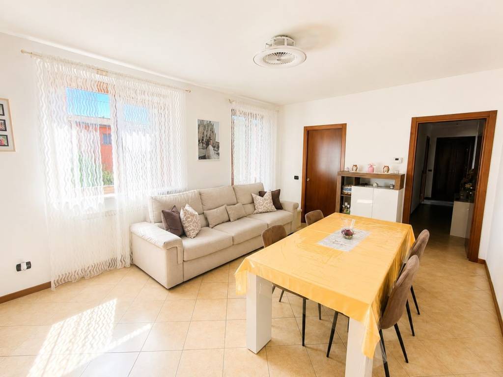 appartamento in vendita a Tradate