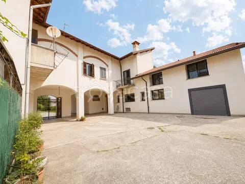 appartamento in vendita a Tradate
