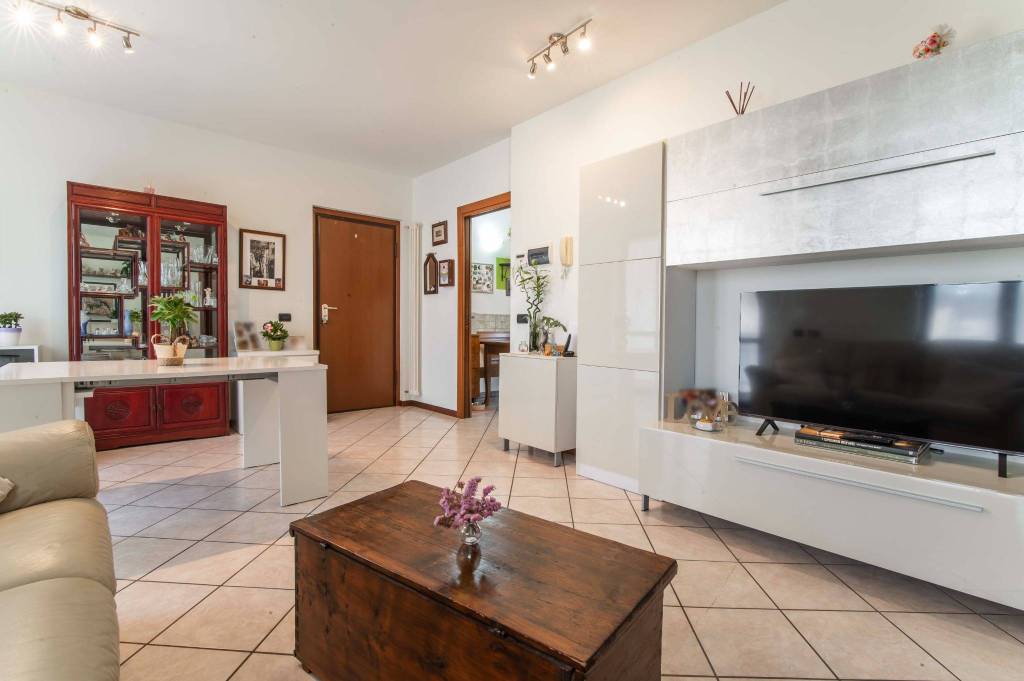 appartamento in vendita a Tradate