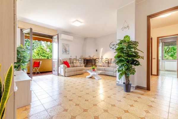 appartamento in vendita a Tradate