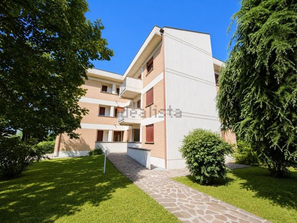 appartamento in vendita a Tradate in zona Ceppine
