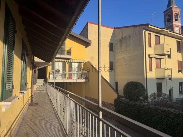 appartamento in vendita a Tradate in zona Abbiate Guazzone