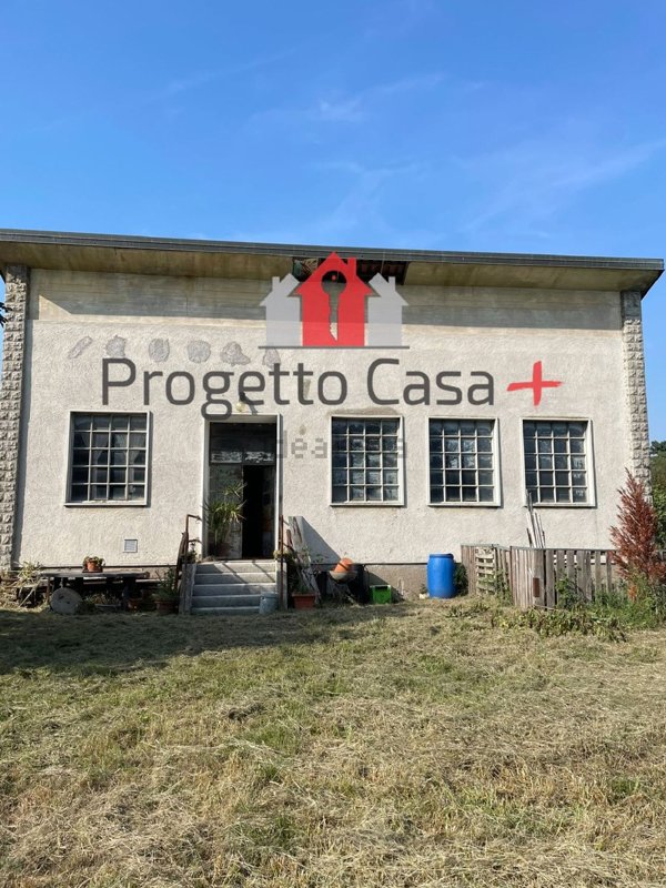 casa indipendente in vendita a Tradate in zona Abbiate Guazzone