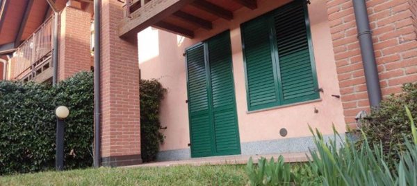 appartamento in vendita a Travedona-Monate