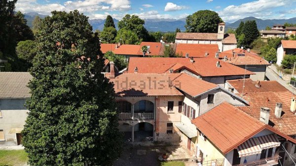 appartamento in vendita a Travedona-Monate