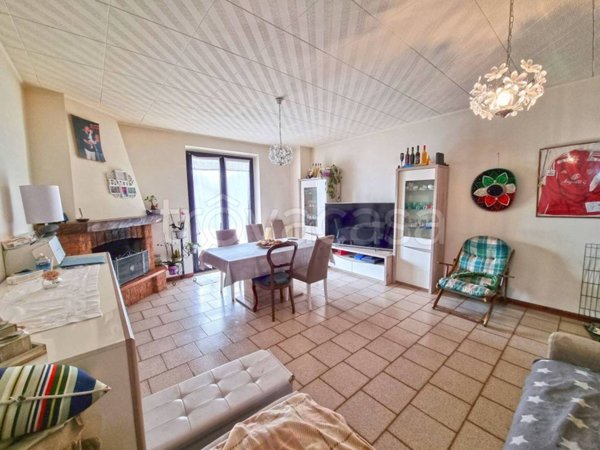 appartamento in vendita a Travedona-Monate
