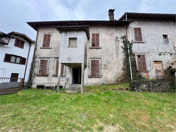 appartamento in vendita a Travedona-Monate