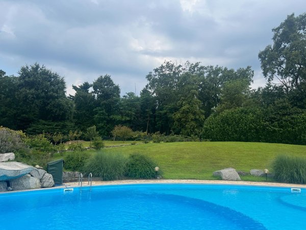 casa indipendente in vendita a Travedona-Monate