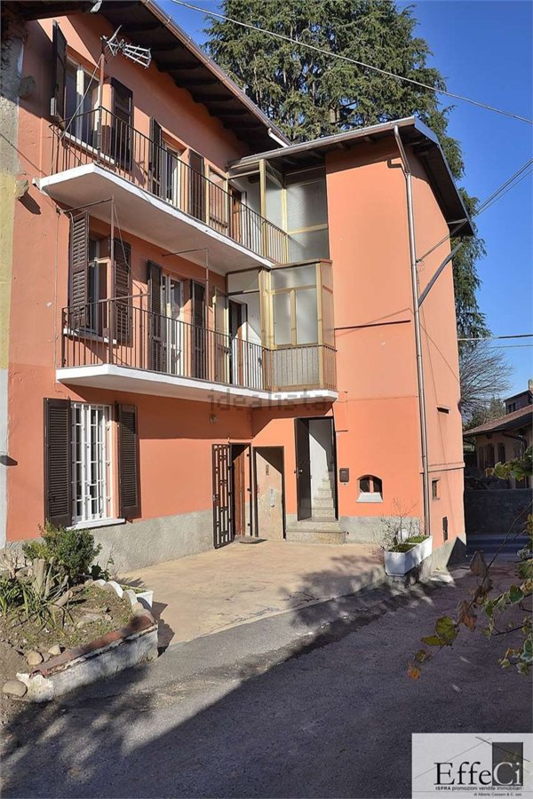 casa indipendente in vendita a Travedona-Monate