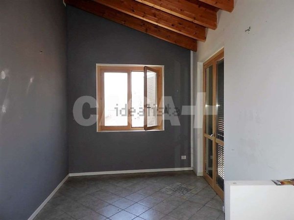 appartamento in vendita a Travedona-Monate