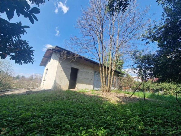casa indipendente in vendita a Travedona-Monate