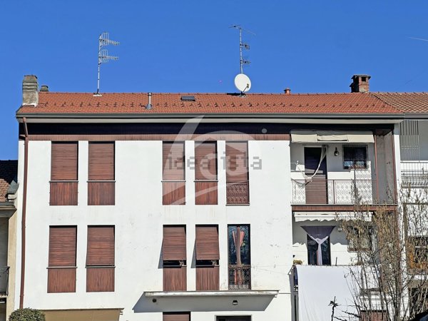 appartamento in vendita a Travedona-Monate