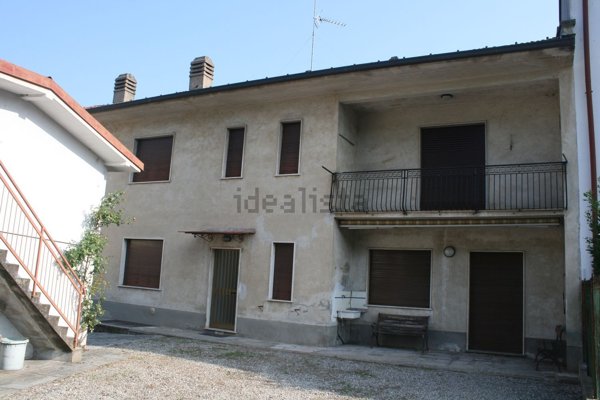appartamento in vendita a Travedona-Monate
