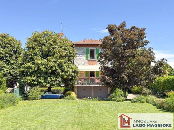 casa indipendente in vendita a Travedona-Monate