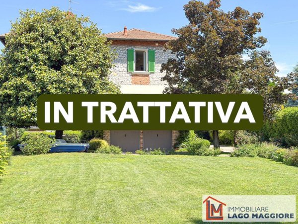 casa indipendente in vendita a Travedona-Monate