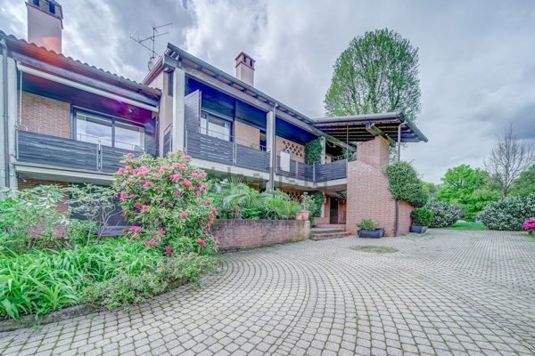 appartamento in vendita a Travedona-Monate