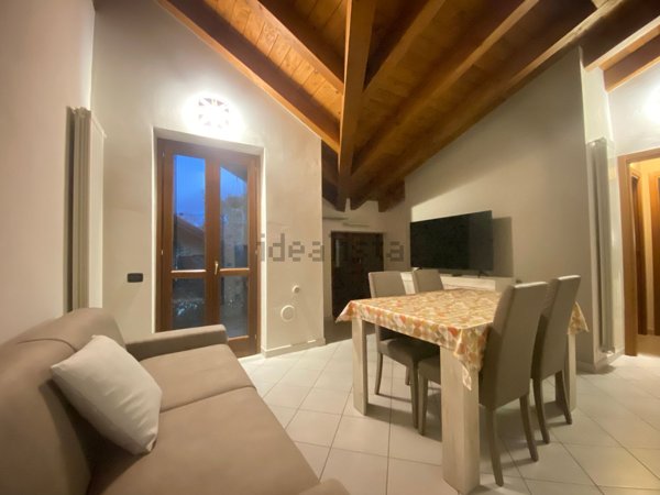 appartamento in vendita a Travedona-Monate