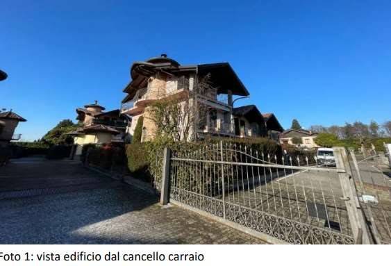 appartamento in vendita a Travedona-Monate