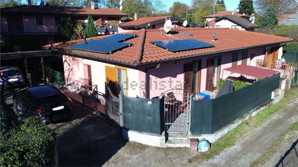 appartamento in vendita a Travedona-Monate
