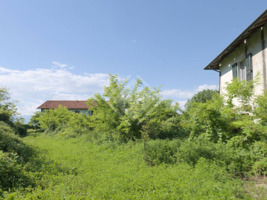 casa indipendente in vendita a Travedona-Monate
