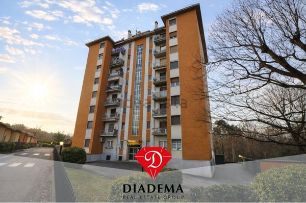 appartamento in vendita a Travedona-Monate