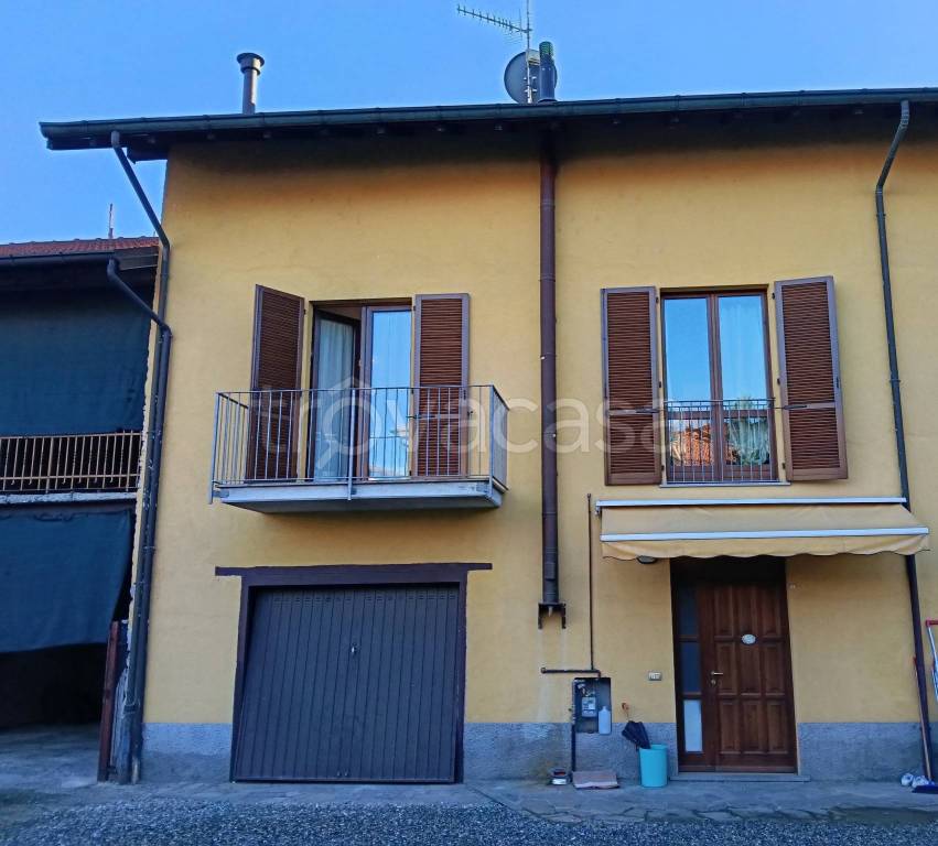 appartamento in vendita a Travedona-Monate