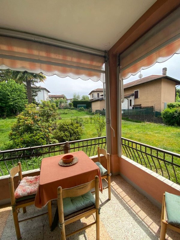 appartamento in vendita a Travedona-Monate