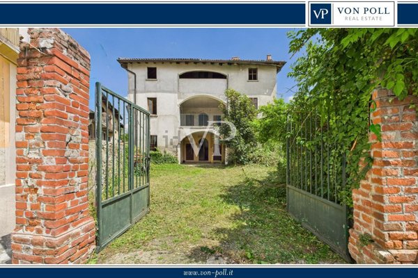 casa indipendente in vendita a Travedona-Monate in zona Chiosetto