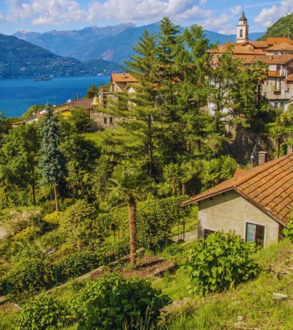 appartamento in vendita a Tronzano Lago Maggiore