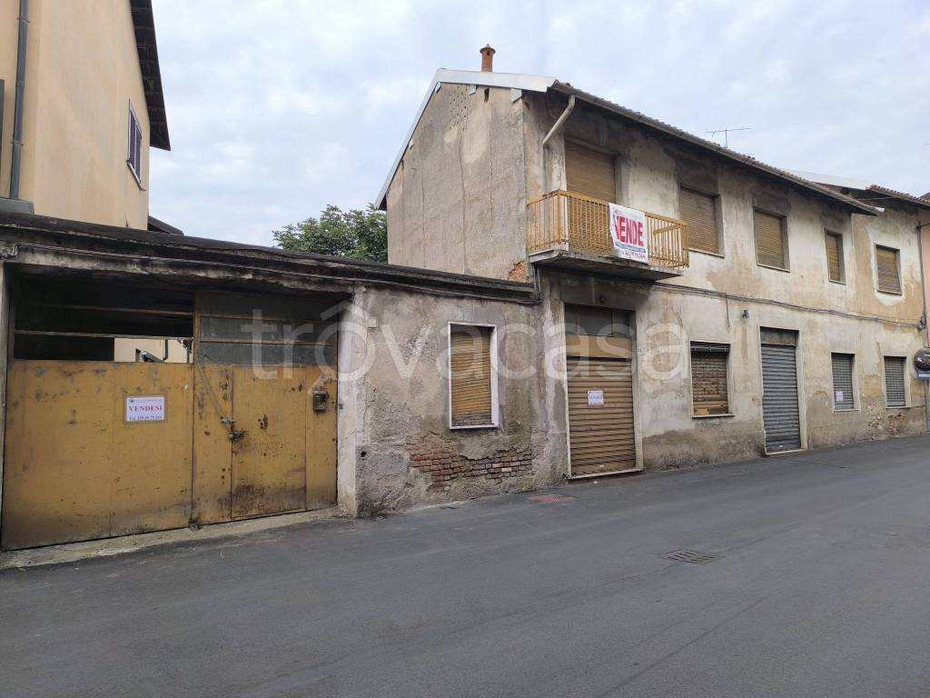 casa indipendente in vendita ad Uboldo