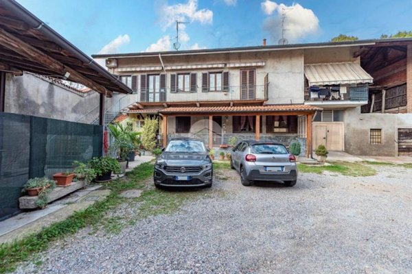 appartamento in vendita ad Uboldo