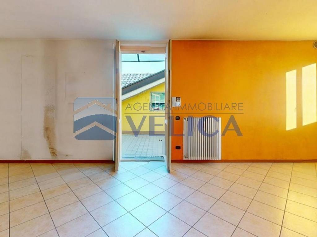 appartamento in vendita ad Uboldo
