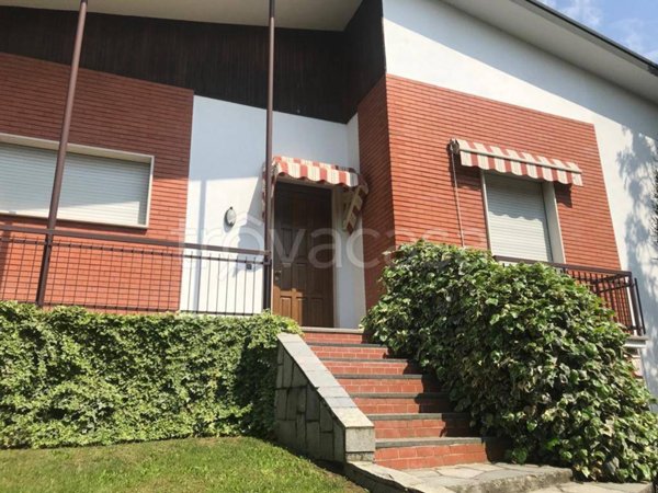 casa indipendente in vendita ad Uboldo