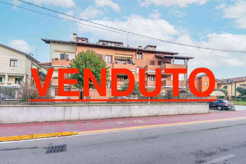 appartamento in vendita ad Uboldo