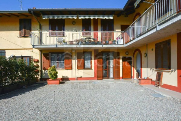 appartamento in vendita ad Uboldo