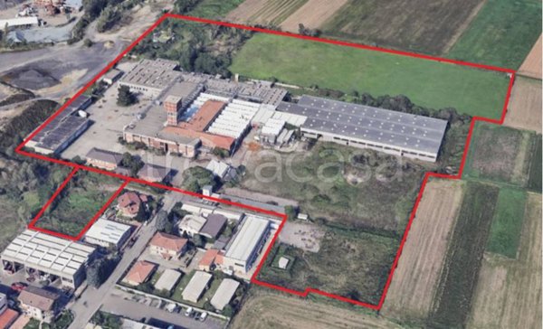 locale commerciale in vendita ad Uboldo