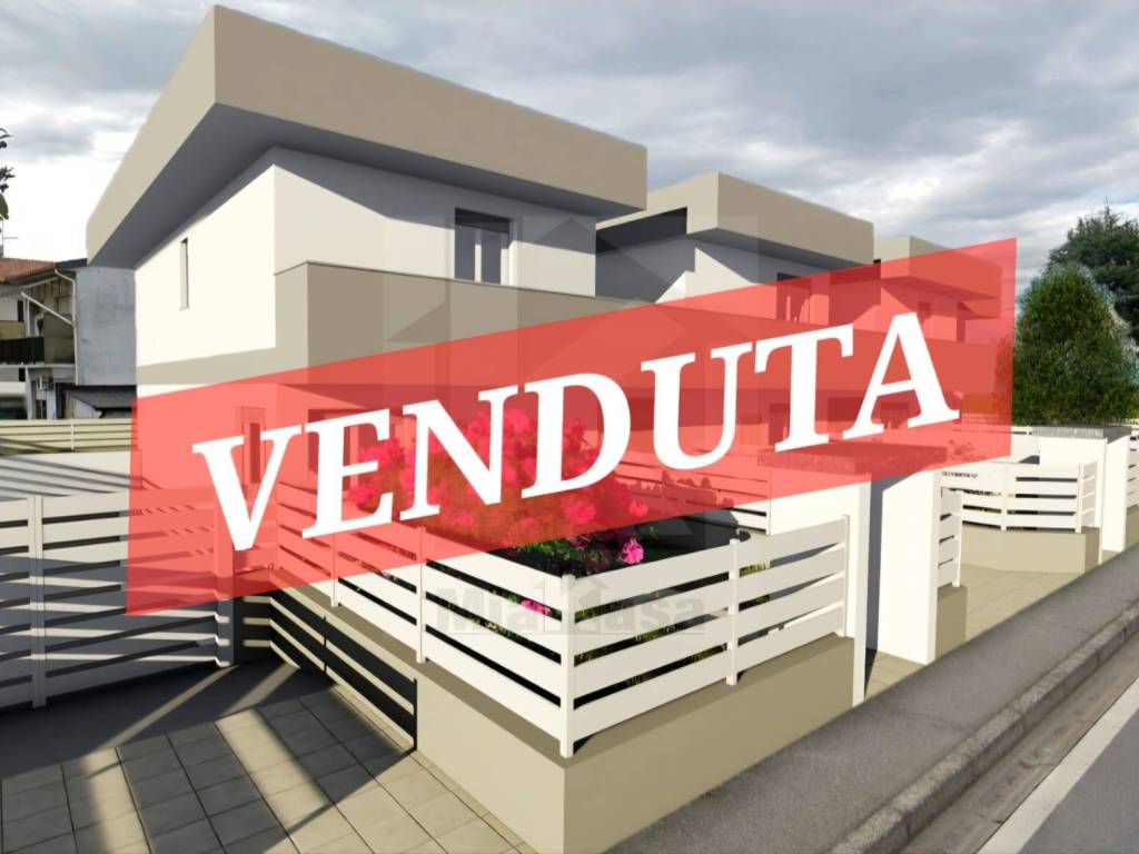 casa indipendente in vendita ad Uboldo
