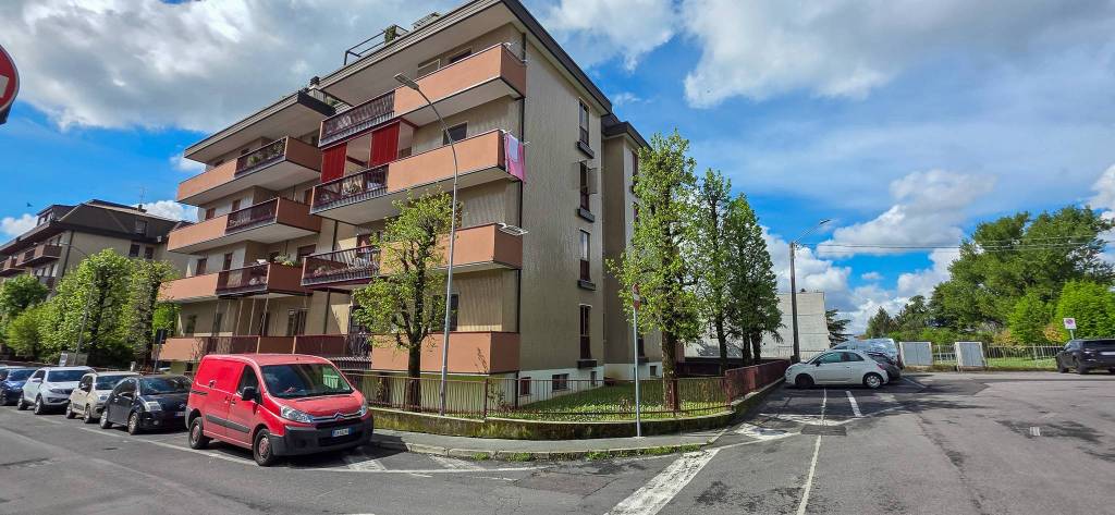 appartamento in vendita ad Uboldo
