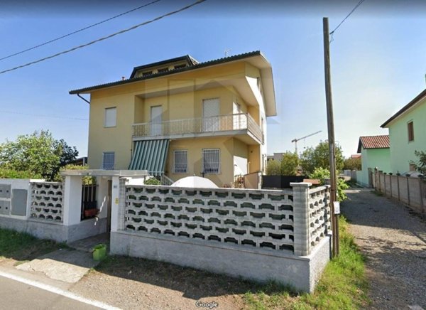 appartamento in vendita ad Uboldo