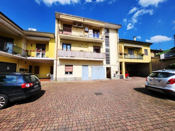 appartamento in vendita ad Uboldo