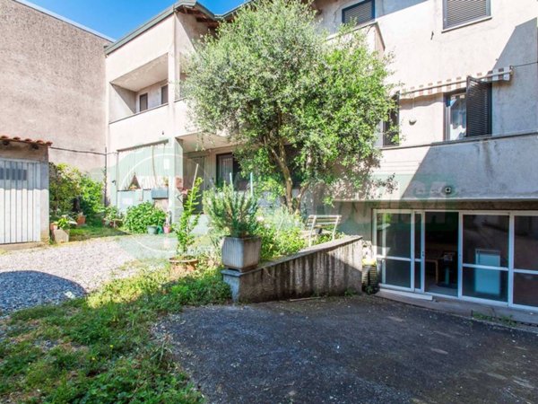 casa indipendente in vendita ad Uboldo