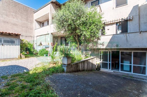 casa indipendente in vendita ad Uboldo