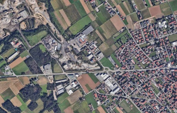 locale di sgombero in vendita ad Uboldo
