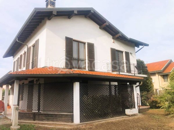 casa indipendente in vendita ad Uboldo