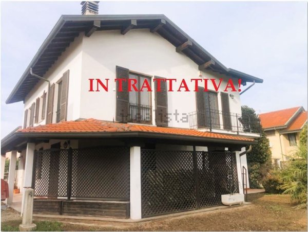 casa indipendente in vendita ad Uboldo