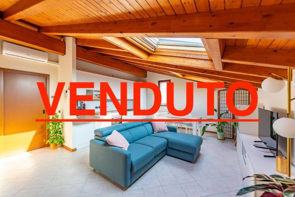 appartamento in vendita ad Uboldo